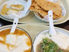 -方中山胡辣汤(顺河路店)