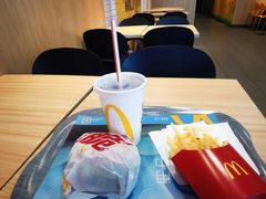 无辣不欢单人餐-麦当劳(新城市广场店)