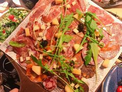 -囧吉香生蚝牛排馆(湖北路店)