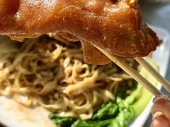 -村花杏荔枝湾艇仔粥