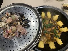 -边江铁锅炖鱼(振八街店)