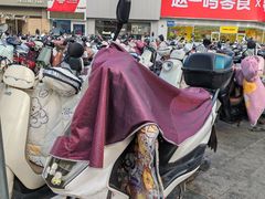 -万达广场(南昌红谷滩店)