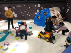 -MINI MARS KIDS CLUB亲子家庭中心(长宁天山店)