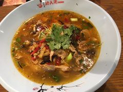 -哇蛙牛功夫面渝都料理(龙阳广场店)