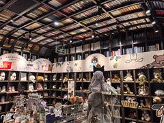 -钟书阁(松江泰晤士小镇店)