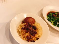 -阿水狮猪脚大王(台中公园店)