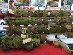 -阿龙榴莲摊