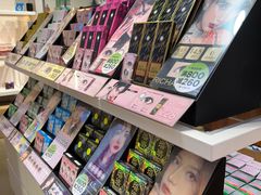 -4iNLOOK美瞳店(上海日月光中岛店)