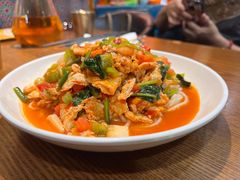 -盾亚新疆餐厅(松江万达广场店)