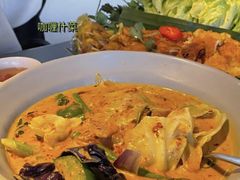 -大头虾越式风味餐厅(光明广场店)