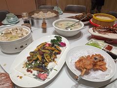 -梅利汴京烤鸭•开封豫菜地标店(东大街店)