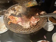 -韩京炭火烤肉自助料理(柯桥万达店)