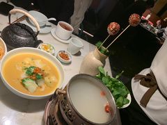 -初蓉丨遇见新川菜(亲贤街荣耀店)