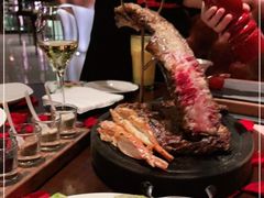 -恰餐厅及酒吧 CHAR Bar & Grill (北京丽都皇冠假日店)