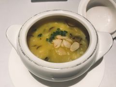 金汤手拆桂鱼羹-Yan Ting 宴庭中餐厅(上海静安瑞吉酒店)