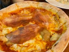 火腿布里奶酪披萨-La Tavernetta(Bar à Vin)(乌鲁木齐路店)