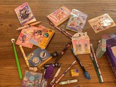 -鹏佳腾学生文创(韩国商品批发城店)