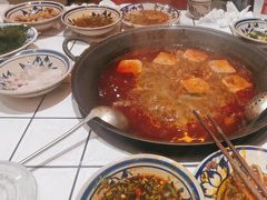 -旧街市鲜货老火锅(大光路店)
