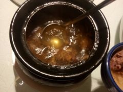 -八府香鸭·啫啫煲(华山路店)