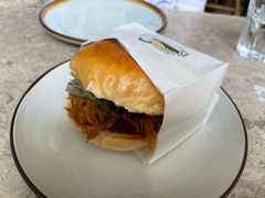 手撕猪肉汉堡-RAC BAR(安福路店)