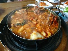 -喇喇排骨火锅·传统韩式脊骨汤(望京西园总店)