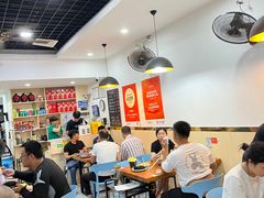 -老何家后安粉·糟粕醋海鲜火锅(三亚湾椰梦长廊店)