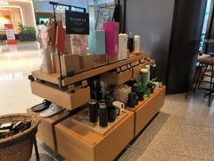 -星巴克臻选(上海合生汇1F店)