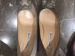 -Manolo Blahnik(置地广场店)