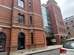 -潮一不贰·法式甜品·生日蛋糕·西式简餐(外滩店)