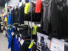 -迪卡侬(高新万达店)