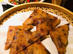 土家豇豆饼-吃饭皇帝大土家民族菜(正大广场店)