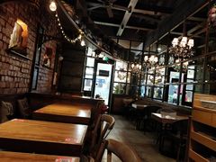 -玛格萝妮(汇智国际商业中心店)