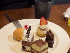 -昆山琶拉帝诗酒店·河畔咖啡厅Riverside Cafe