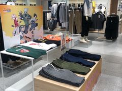 -hotwind热风(世纪东方广场店)