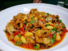 干锅紫苏牛蛙-凤凰湘语·湘粤鲜融(浦东旗舰店)