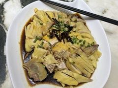 -蔼若春.传承三十年云南菜(金碧公园店)