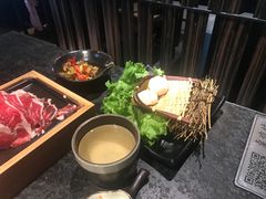 -湊湊火锅·茶憩(新中关购物中心店)