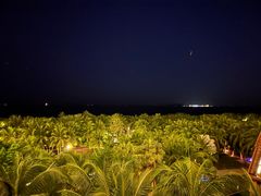 -三亚湾海居铂尔曼度假酒店