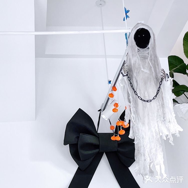 这家咖啡店万圣节气息拉满～