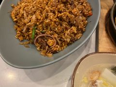 黑胡椒牛肉炒饭-鹿港小镇(黄金店)
