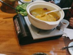 -有红鸡毛店·川菜(建设路店)