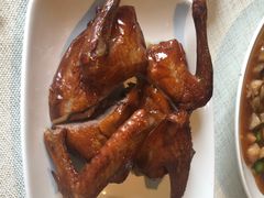 脆皮烧顶鸽-御宝轩(益丰·外滩源店)