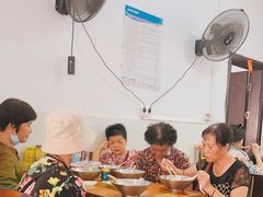 大堂-周记蟹仔粉(侨港风情街店)