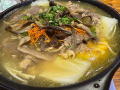 -乡土特色.冷锅鱼.牦牛肉汤锅