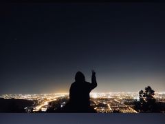 -鬼笑石后山停车场