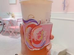草莓桃子酪酪-LELECHA乐乐茶(新街口大洋店)