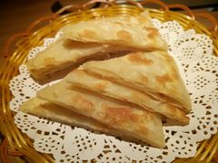 金丝饼-胖哥俩肉蟹煲(河北勒泰购物中心店)