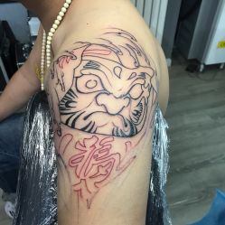 -怪咖纹身刺青