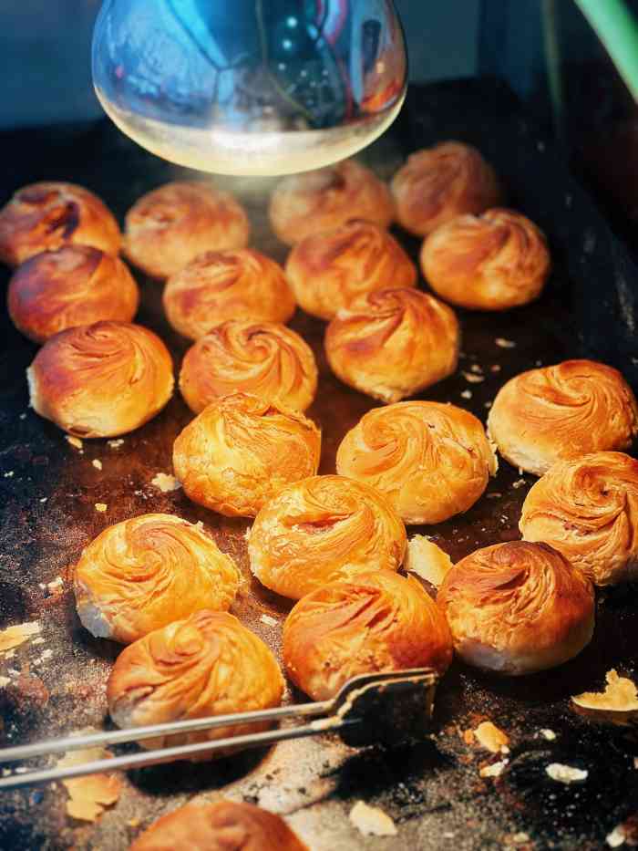 四如春食府-"锅贴真的很不错,早上排队的人很多,环境就.