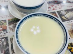 -周大娘牛乳(旧寨古村总店)